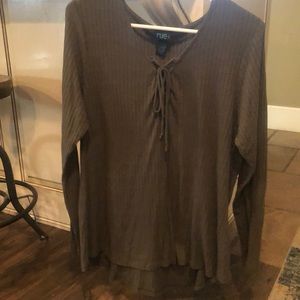 Rue+ long sleeve ribbed shirt